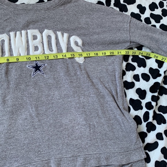 COWBOYS 💙 SWEATER - Picture 7 of 9